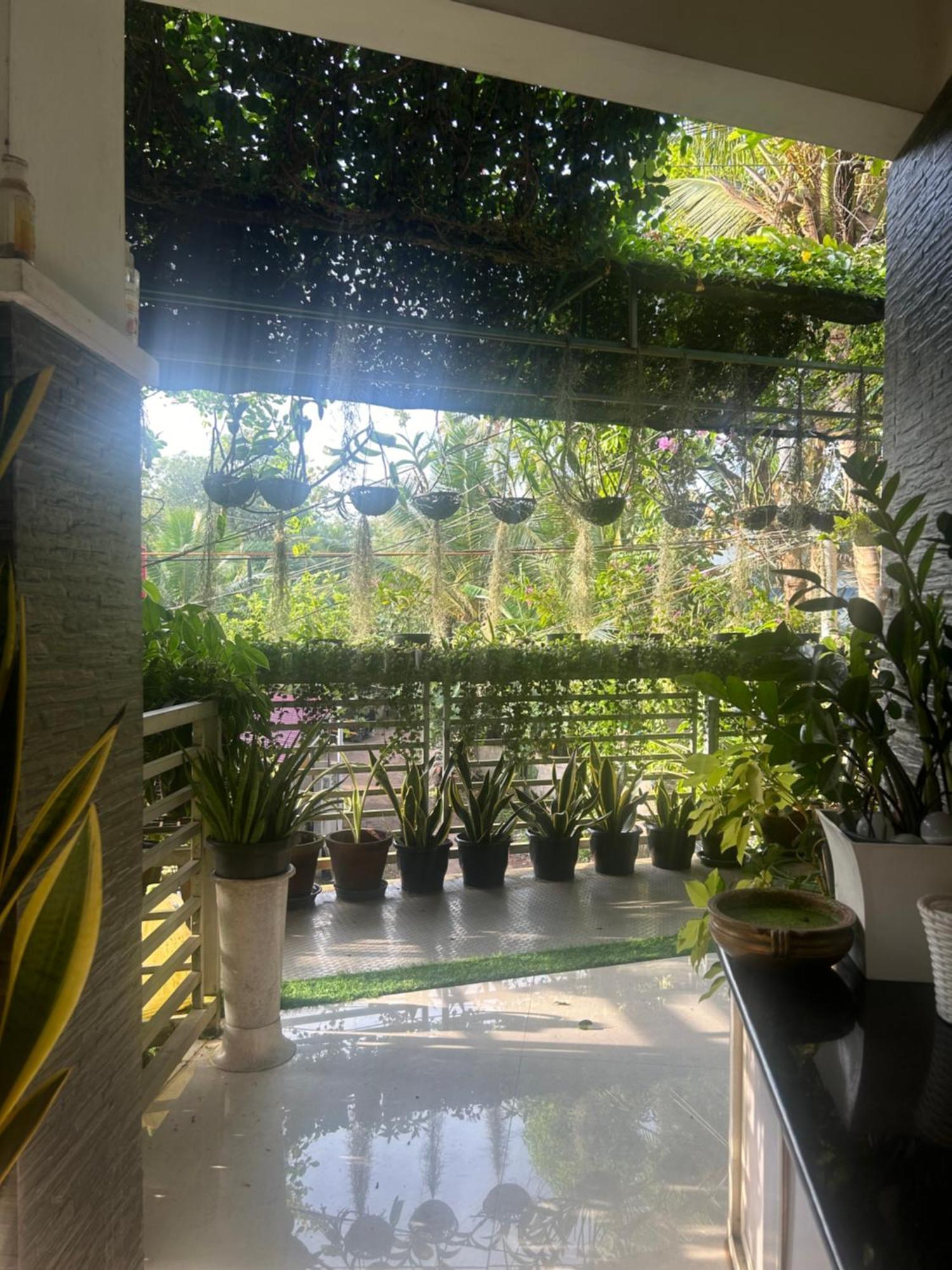 Chaithritha Ladies Homestay Thiruvananthapuram Buitenkant foto
